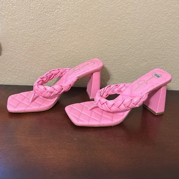 Jessica Simpson Barbie Core Pink Thong Heels Sz 9 - Picture 2 of 10